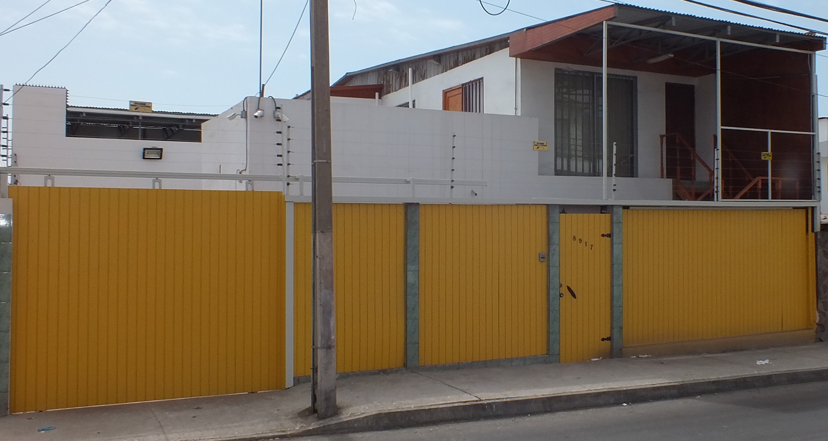 GRAN CASA-OFICINAS-BODEGAS 322 Mts2 Sector Norte