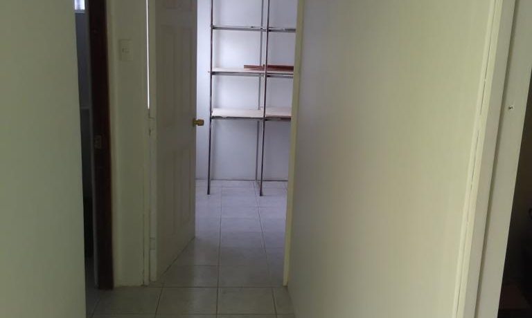 pasillo-distrib-piezas-piso-2